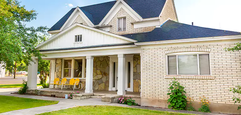 Why Homeowners in Hawaii Sell Their Houses After Losing a Job – And How We Can Help